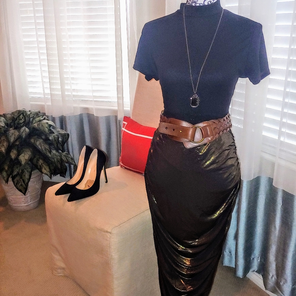 Olive liquid metallic skirt New size 8 - Picture 2 of 9